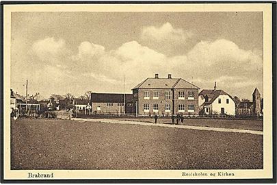 Realskolen og kirken i Brabrand. C. Lindqvist u/no.