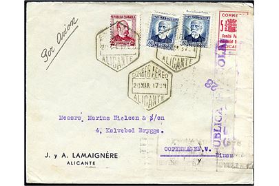 25 cts., 50 cts. (2) og 5 cts. Alicante velgørenhed på luftpostbrev fra Alicante d. 20.3.1937 via Paris til København, Danmark. Åbnet af spansk censur. Lodret fold.