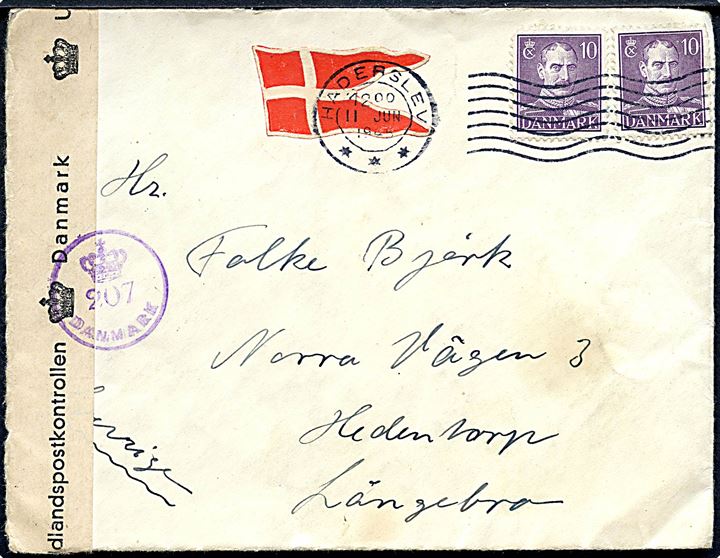 10 øre Chr. X (2) og Dannebrog mærkat på brev fra Haderslev d. 11.6.1945 til Långebro, Sverige. Åbnet af dansk efterkrigscensur (krone)/207/Danmark.