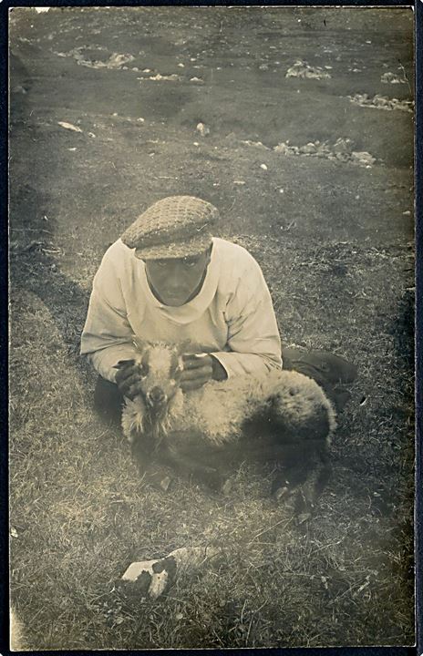 Grønlandsk fåreholder. Fotokort u/no.
