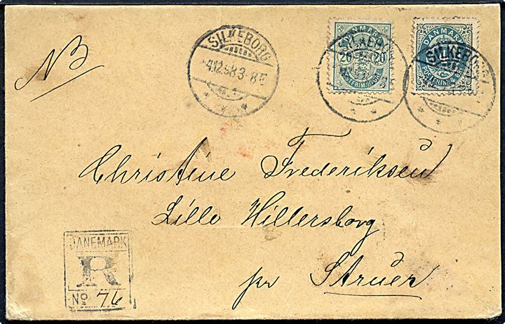 4 øre Tofarvet og 20 øre Våben på 24 øre frankeret anbefalet brev fra Silkeborg d. 4.12.1898 til Struer. Laksegl på bagsiden bortklippet.