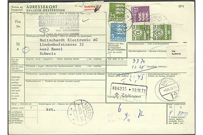 10 øre Bølgelinie (2), 3,50 kr., 5 kr. og 25 kr. Rigsvåben på internationalt adressekort annulleret med brotype Vd stempel Sønderborg 12 d. 3.11.1972 til Basel, Schweiz. Stempel benyttet ved lille Postindleveringssted. 