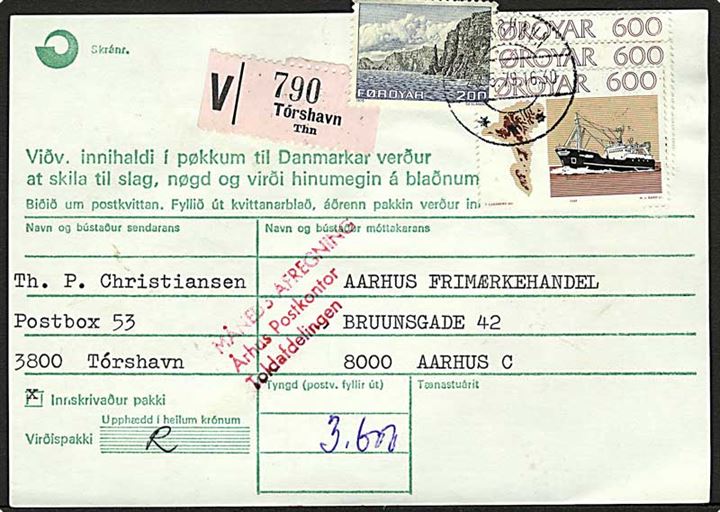 200 øre Landskab og 600 øre Fiskefartøj (3 stk. i lag) på adressekort for værdipakke fra Tórshavn d. 23.5.1979 til Aarhus, Danmark.