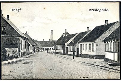 Bornholm. Nexø. Bredegade. Frits Sørensens Boghandel no. 228. 