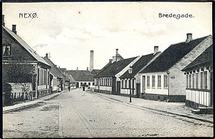 Bornholm. Nexø. Bredegade. Frits Sørensens Boghandel no. 228. 