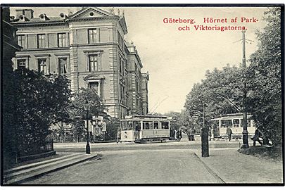 Sverige. Göteborg. Hjørnet af Park og Viktoriagade med Sporvogne. G. J. W. u/no. 