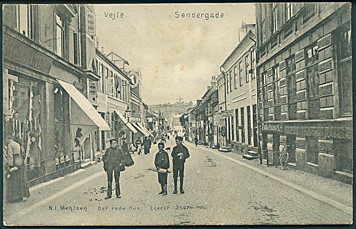Vejle, Søndergade med “Fiskehuset”. N. I. Mehlsen no. 2607.