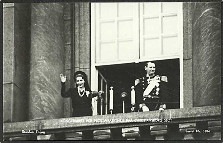 Kong Frederik IX og dronning Ingrid paa Christiansborg Slot. Stenders no. 6384.
