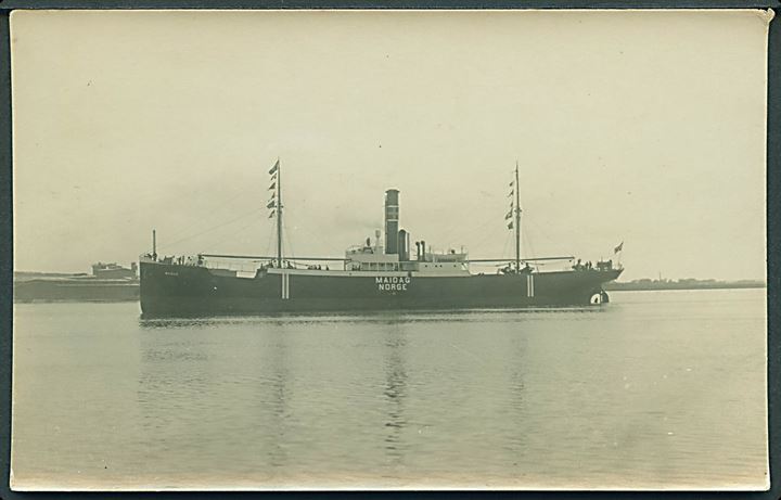 Norge. “Maidag”, S/S, A/S Nordsjøen i neutralitets-bemaling. Sænket af U104 d. 15.12.1917. Fotokort u/no.