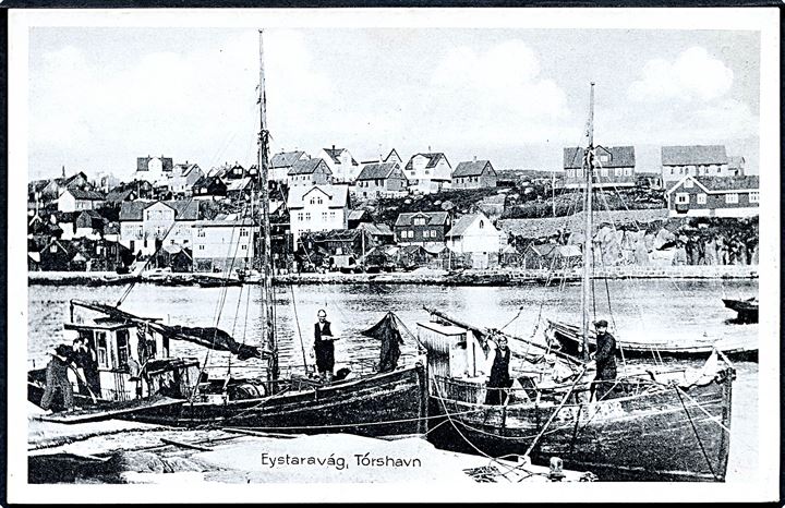 Thorshavn, Eystarsvág med fiskefartøjer. H. N. Jacobsen no. 65573. 