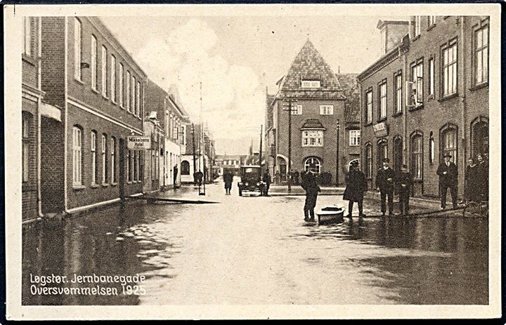 Løgstør, Jernbanegade under oversvømmelsen 1925. Stenders mo. 58164.