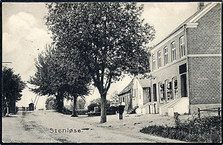 Stenløse, gadeparti. N. J. Andersen no. 10851.