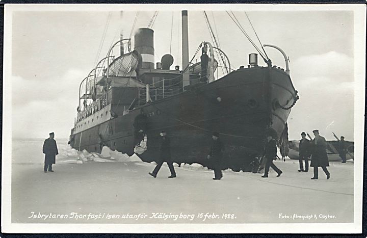 “Thor”, isbryder sidder fast i isen ved Helsingborg d. 16.2.1922. Killberg no. 12175.