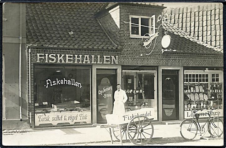 Vordingborg, “Fiskehallen” ved Chr. Jensen. Fotokort u/no.