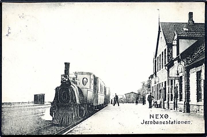 Neksø, Jernbanestation med damptog. P. Alstrup no. 7731.