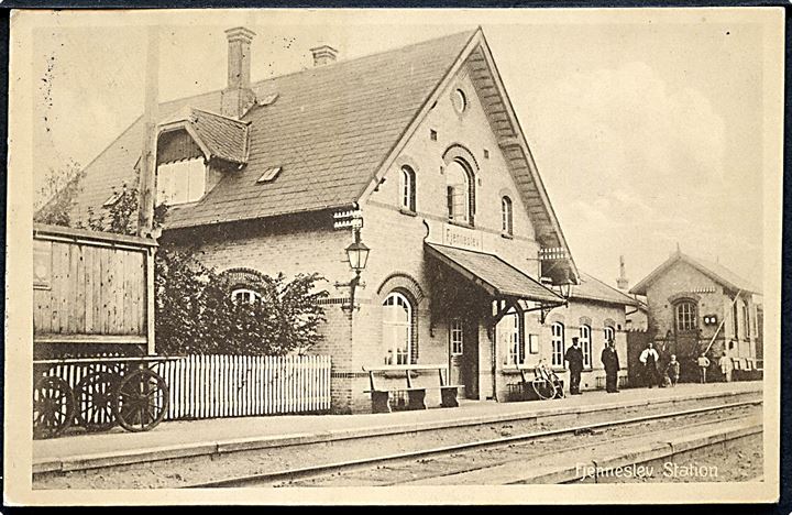 Fjenneslev, jernbanestation. Stenders no. 45283.