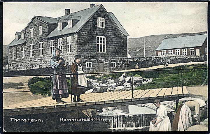 Thorshavn, Kommuneskolen. H. N. Jacobsen no. 17597.