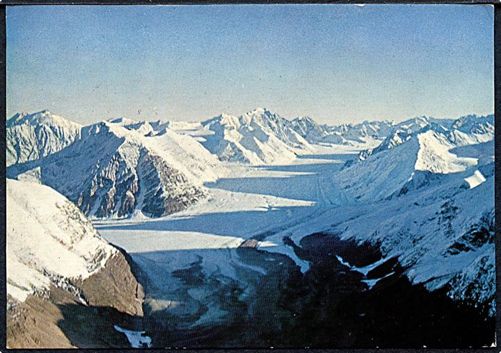 Grønland. Staunings Alper i Østgrønland set fra luften. KGH no. 77. Trykt af Grønlund. Uden tiltryk. 