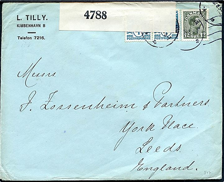 4 øre Bølgelinie i parstykke og 12 øre Chr. X på brev fra Kjøbenhavn 1918 til Leeds, England. Åbnet af britisk censur no. 4788.
