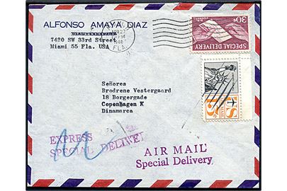 Amerikansk 45 c. frankeret ekspres luftpostbrev fra Miami d. 27.4.1962 til København, Danmark. Ank.stemplet med sjældent brotype Vd København Htg. d. 29.4.1962.