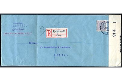 15 øre og 20 øre Chr. X med perfin J.M. på anbefalet brev fra firma J. Moresco i Kjøbenhavn d. 19.5.1917 via London til Leeds, England. Rødt stempel Shipping Documents only. Åbnet af britisk censur no. 1113.