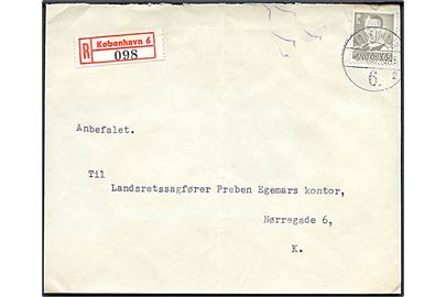 65 øre Fr. IX single på lokalt anbefalet brev i København d. 9.10.1956. Lodret fold.