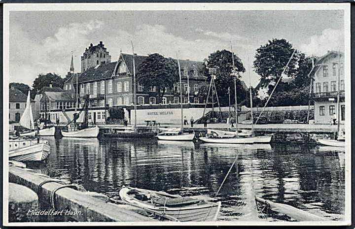 Middelfart Havn med Hotel Melfar bagved. Stenders no. 81928. 
