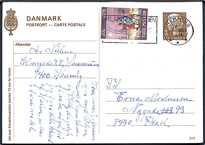 110 øre Margrethe helsagsbrevkort (fabr. 217) med Ydre Mission Julemærke 1979 fra Herning d. 19.11.1979 til Iksat.