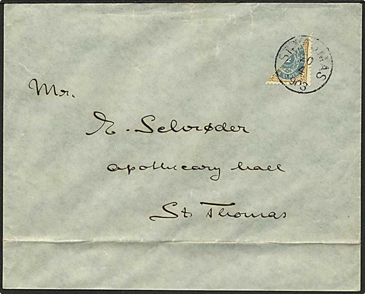 Halveret 4 cents Tofarvet på lokalbrev i St. Thomas d. 20.4.1903. Vandret fold forneden.