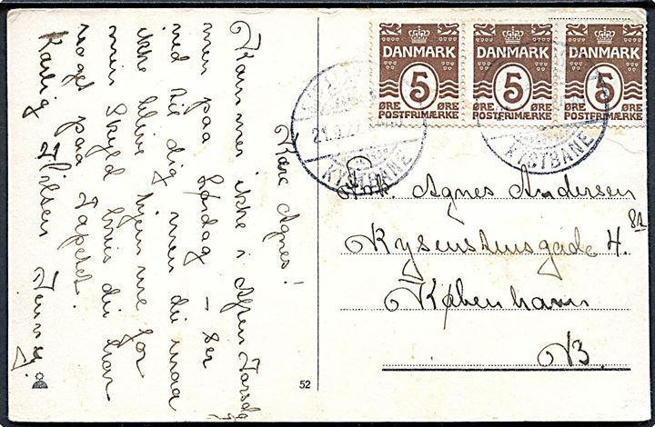 5 øre Bølgelinie i 3-stribe på brevkort annulleret med bureaustempel Sjællandske Kystbane T.480 d. 21.9.1922 til København.