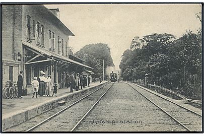 Jyderup Station med Tog. Stenders no. 12533. 