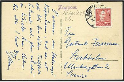 20 øre Chr. X på brevkort fra Helsingør annulleret med svagt stempel København d. 10.4.1947 og sidestemplet Togpost til Stockholm, Sverige.