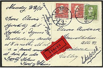 15 øre og 20 øre (2) Chr. X på ekspres brevkort fra Aalborg 3 d. 22.10.1945 til Valby.