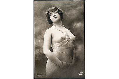 Erotisk postkort. Topløs kvinde med perler om halsen. Nytryk Stampa PR no. 72.