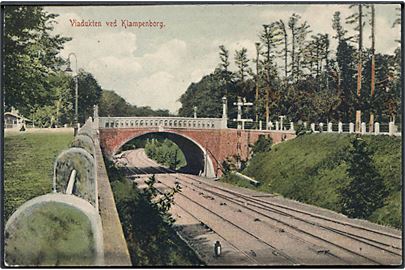 Klampenborg, viadukt over  jernbanen. U/no. 