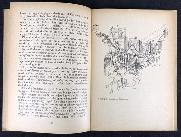 Vandringer i de gamle københavnske landsbyer af Steffen Linvald med illustration af Ebbe Fog. 87 sider.
