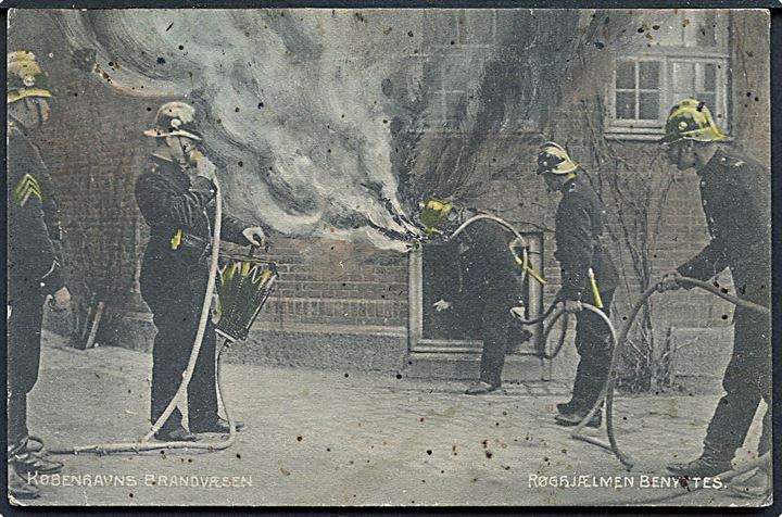 Københavns brandvæsen, Røghjælmen benyttes. A. Vincent no. 489. Pletter.