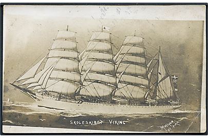 Viking, skoleskibet. Australsk postkort efter maleri. Mallyon, Pt. Pirie u/no.