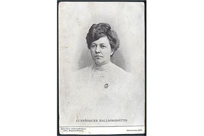 Gunnporunn Halldórsdóttir. (Icel. Players-Series.) Gutenberg 1908. 