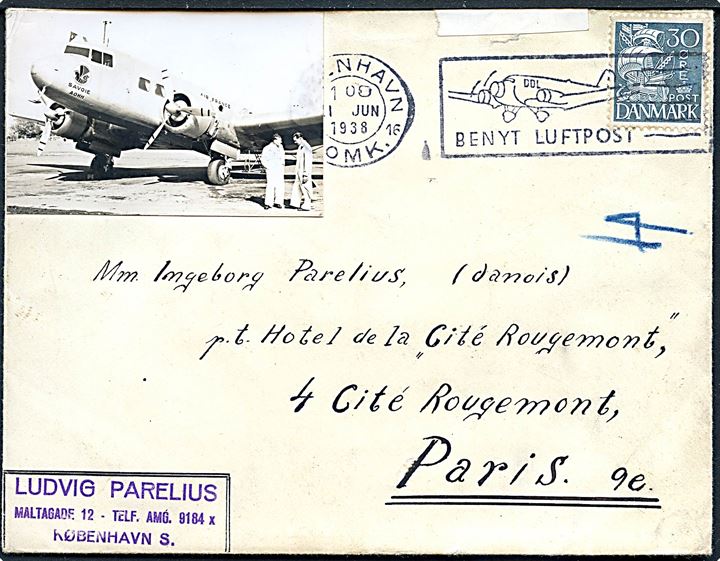 30 øre Karavel på brev fra København d. 11.6.1938 til Paris, Frankrig. Påklæbet foto af Air France Bloch MB.220 maskine F-AOHH Savoie.