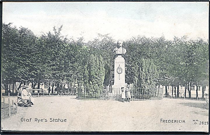 Fredericia. Olaf Ryes Statue. H. H. O. no. 2823. 