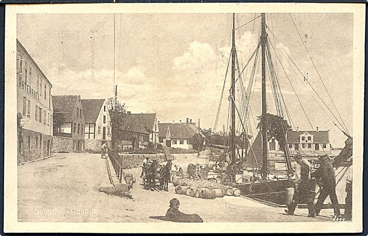 Svaneke, havn med sejlskib. P. Alstrup u/no. Frankeret med 12 øre Bølgelinie annulleret Fra Rønne og København d. 31.87.1926 til Vedbæk.