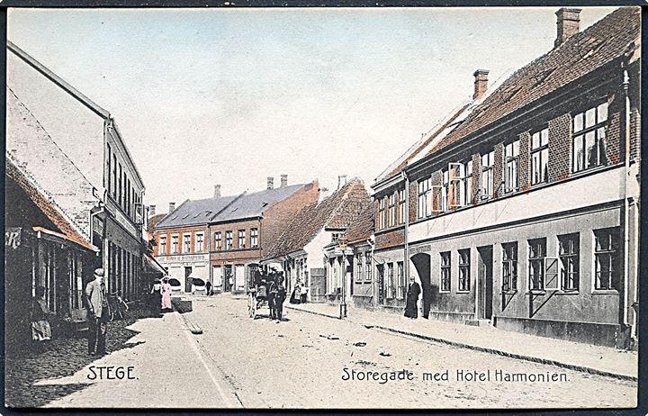 Stege, Storegade med Hotel Harmonien. C. M. Nielsen no. 5354.