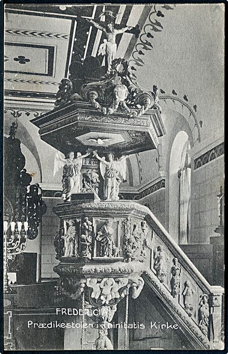 Fredericia. Prædikestolen i Trinitatis Kirke. Adams Postkort Central no. 13145. 
