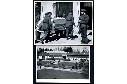 Søgaardslejren. Mindehøjtidelighed i lejren d. 10.4.1940 for de faldne danske soldater. 2 fotos 6x9xcm.