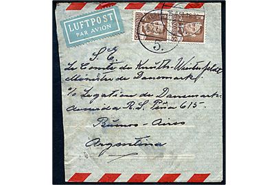 55 øre Fr. IX i parstykke på luftpostbrev fra København d. 16.4.1951 til Buenos Aires, Argentina. Hjemmelavet kuvert som fremstår lidt nusset.