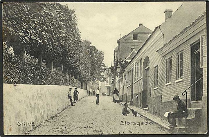 Parti fra Slotsgade i Skive. Stenders no. 2560.