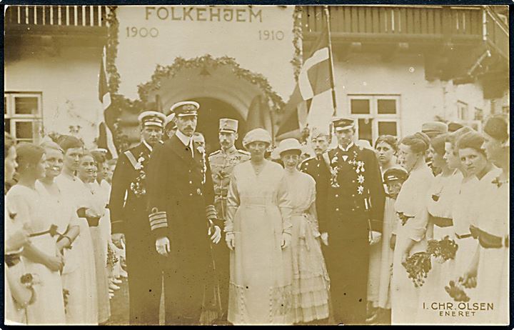 Genforeningen. Kongefamilien ved Folkehjem i Aabenraa d. 10.7.1920. I. Chr. Olsen u/no.