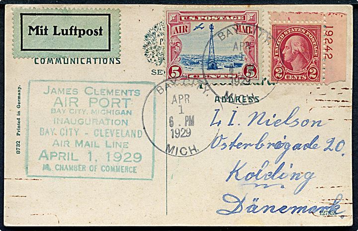 2 cents Washington med marginal nr. 19242 og 5 cents Luftpost på luftpostkort fra Bay City Mich. d. 1.4.1929 til Kolding, Danmark. Grønt flyvnngsstempel Jamens Clements Air Port, Bay City til Cleveland d. 1.4.1929.
