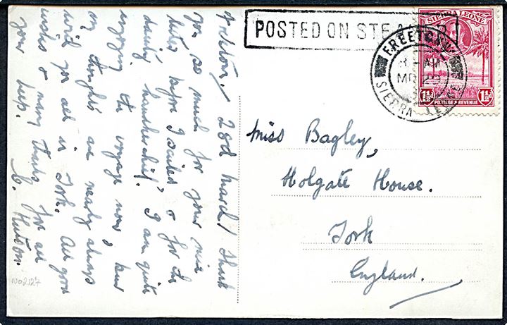 1½d George V på brevkort (Madeira) annulleret Freetown Sierra Leone d. 29.3.1938 og sidestemplet Posted on Steamer til York, England.